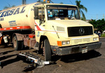 07/02/2008: JOVEN EN GRAVE ESTADO AL CHOCAR UNA MOTO Y UN CAMION. 
